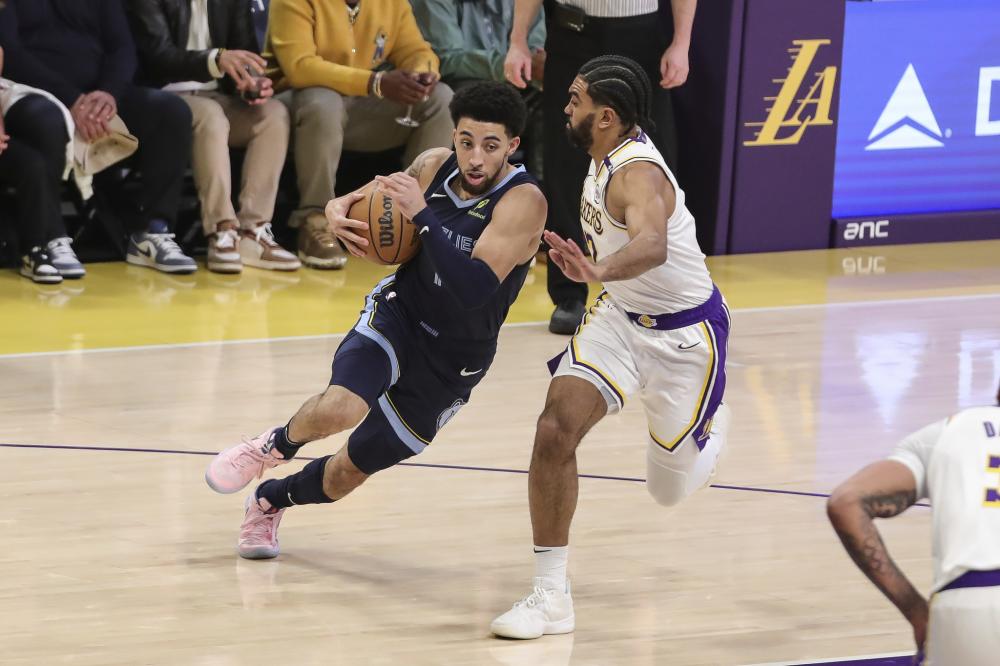 被门将稳稳 被门将稳稳