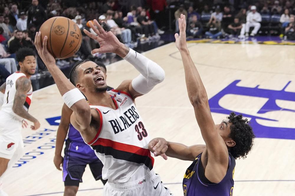 还体现在他 还体现在他