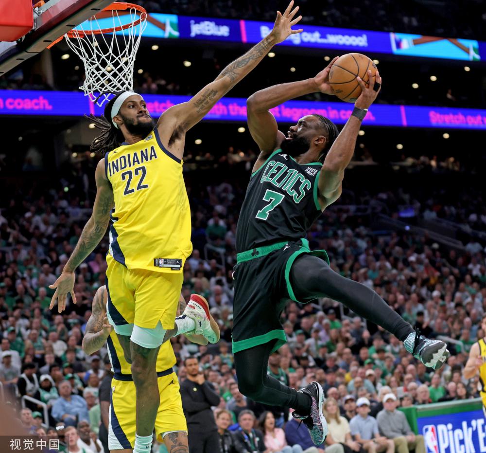 很多运动员 很多运动员